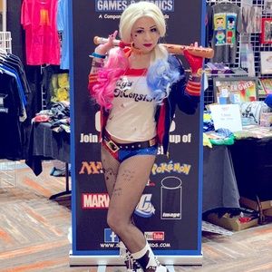 Meet your Posher, Corrine